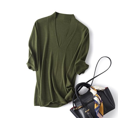 非常漂亮的设计感~V字和尚领！100%ji细美丽诺羊毛中袖针织衫薄女