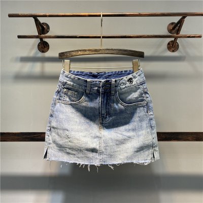 2022夏季新款刺绣牛仔短裙女高腰浅色百搭显瘦小开叉半身裙防走光